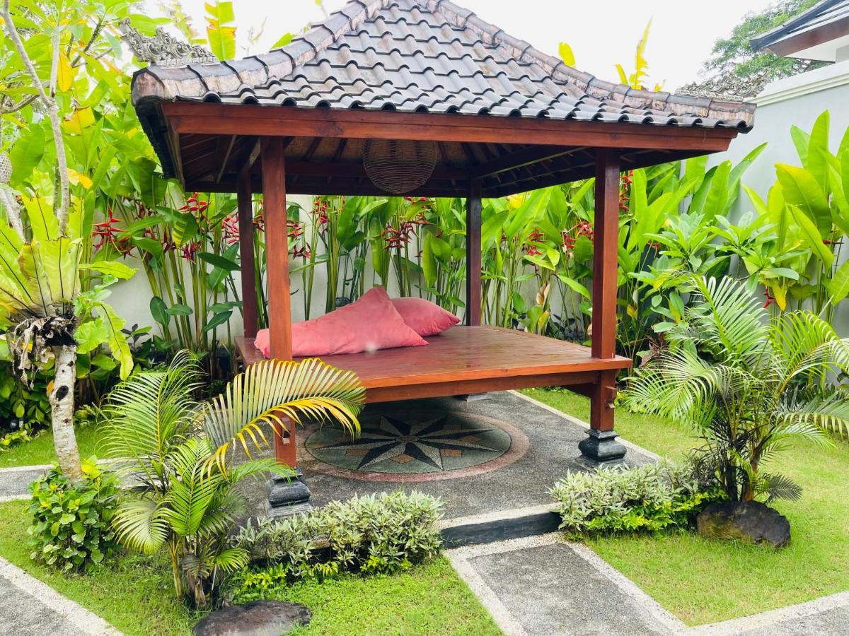 Puja Village Wisma tamu *